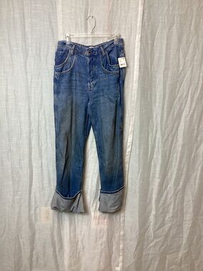 NWT Free People "We the Free" Final Countdown Cuffed Low-Rise Jeans; Size: 26